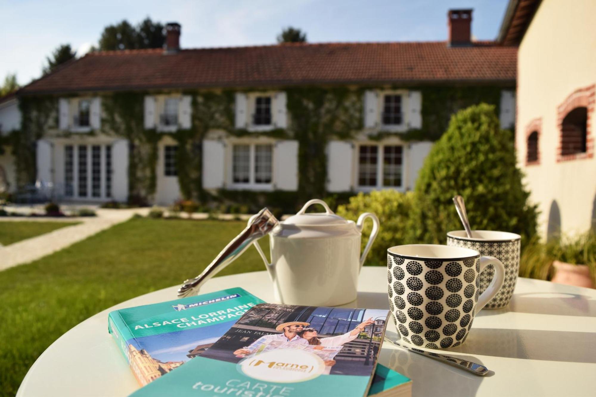 Au Pre Du Moulin Bed & Breakfast Clamanges Exterior foto